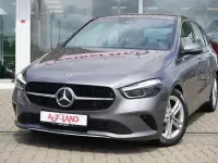 Gebraucht Mercedes B220 AMG line 190 PS (139 kW) 2024 Grau Kleinwagen