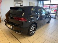 Gebraucht VW Golf VII Active 150 PS (110 kW) 2021 Schwarz Kleinwagen