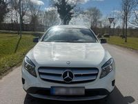 Gebraucht Mercedes GLA220 170 PS (125 kW) 2014 Weiß SUV