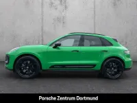 Gebraucht Porsche Macan 441 PS (324 kW) 2023 Pythongrün SUV