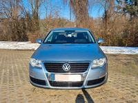 Gebraucht VW Passat Comfortline 140 PS (102 kW) 2005 Blau Limousine