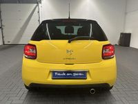Gebraucht Citroën DS3 So Chic 110 PS (80 kW) 2015 Gelb (gelb) Kleinwagen