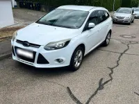 Gebraucht Ford Focus 105 PS (77 kW) 2012 Weiß Kombi