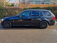 Gebraucht BMW 318 143 PS (105 kW) 2011 Schwarz Kombi