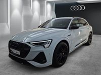 Gebraucht Audi e-tron Black Edition 300 kW (408 PS) 2022 Gletscherweiß metallic SUV
