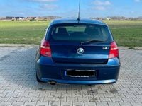 Gebraucht BMW 116 122 PS (89 kW) 2011 Blau Kleinwagen