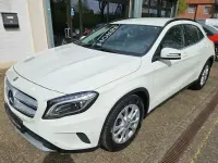 Gebraucht Mercedes GLA180 147 PS (108 kW) 2017 Weiß SUV