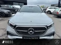 Gebraucht Mercedes E300 AMG 204 PS (150 kW) 2024 Manufaktur lack manufaktur alpingrau uni Kombi