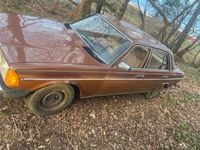 gebraucht Mercedes 240 W123 Limousine Scheunenfund