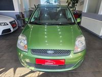 Gebraucht Ford Fiesta 68 PS (50 kW) 2008 Grün Kleinwagen
