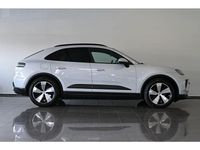 Gebraucht Porsche Macan 264 kW (360 PS) 2025 Grau eisgraumetallic (metallic) SUV