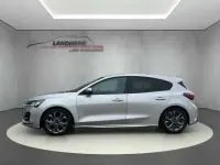 Gebraucht Ford Focus ST-Line 116 PS (85 kW) 2025 Polarsilber metallic (metallic) Limousine