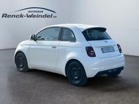 Gebraucht Fiat 500e Action 69 kW (95 PS) 2023 Weiß Kleinwagen