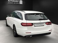 Gebraucht Mercedes E300 Night 306 PS (225 kW) 2021 Weiß Limousine