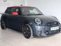 Gebraucht Mini John Cooper Works 187 PS (137 kW) 2024 Schwarz Kleinwagen