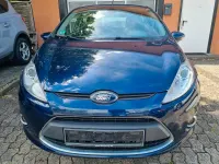 Gebraucht Ford Fiesta 82 PS (60 kW) 2011 Blau Kleinwagen