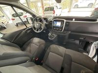 Gebraucht Renault Trafic Komfort 145 PS (106 kW) 2021 Weiß Van / Kleinbus