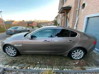 Gebraucht Jaguar XE 180 PS (132 kW) 2015 Beige Limousine