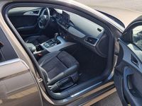 Gebraucht Audi A6 Ambiente 272 PS (200 kW) 2015 Grau Kombi