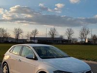 Second-hand VW Polo Trendline 75 CP (55 kW) 2018 Alb Hatchback