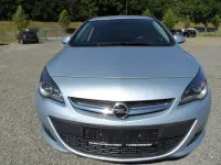Gebraucht Opel Astra Style 140 PS (102 kW) 2015 Silber Kombi
