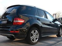 Gebraucht Mercedes ML320 224 PS (164 kW) 2009 Schwarz SUV