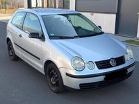 Gebraucht VW Polo 74 PS (54 kW) 2002 Silber Kleinwagen