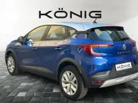 Begagnad Renault Captur Equilibre 100 HK (73 kW) 2023 Blå SUV