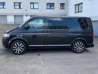 Second-hand VW Multivan 179 CP (131 kW) 2015 Negru Monovolum