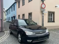 Usado Ford Mondeo 155 CV (114 kW) 2006 Negro Berlina