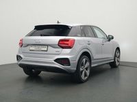 Gebraucht Audi Q2 S-Line 190 PS (139 kW) 2022 Silber SUV