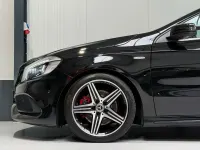 Gebraucht Mercedes A250 AMG line 218 PS (160 kW) 2017 Kosmosschwarz  metalliclack Limousine