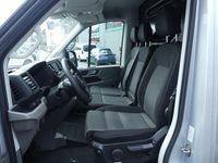 Gebraucht VW Crafter 177 PS (130 kW) 2020 Reflexsilber metallic (metallic) Van