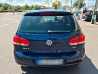 Gebraucht VW Golf VII Match 105 PS (77 kW) 2013 Blau Limousine