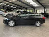 Gebraucht Opel Astra Design Edition 125 PS (91 kW) 2012 Schwarz Kombi