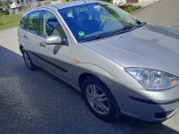 Second-hand Ford Focus 101 CP (74 kW) 2003 Argintiu Berlinǎ