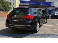 Gebraucht Opel Astra Selection 131 PS (96 kW) 2014 Schwarz Kombi