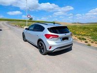 Second-hand Ford Focus Active 150 CP (110 kW) 2019 Argintiu Berlinǎ