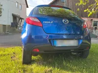 Gebraucht Mazda 2 75 PS (55 kW) 2010 Blau Kleinwagen