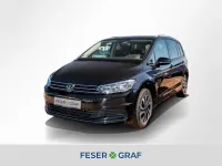 Używany VW Touran Active 150 KM (110 kW) 2023 Czarny Minivan