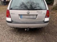 Second-hand VW Golf IV 1999 Argintiu Break