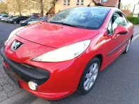 Gebraucht Peugeot 207 CC 120 PS (88 kW) 2009 Farbe rot /deckende lackierung Cabrio