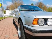 Gebraucht BMW 525 190 PS (139 kW) 1990 Silber Limousine