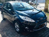 Gebraucht Ford Fiesta Titanium 82 PS (60 kW) 2011 Schwarz Kleinwagen