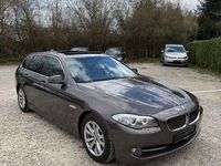 Gebraucht BMW 530 Sport Line 258 PS (189 kW) 2012 Braun Kombi