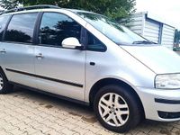 Second-hand VW Sharan 140 CP (102 kW) 2007 Argintiu Monovolum