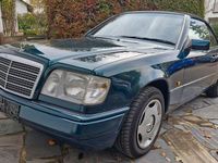 Gebraucht Mercedes E200 136 PS (100 kW) 1995 Grün Cabrio