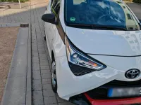 Gebraucht Toyota Yaris 72 PS (52 kW) 2019 Weiß Limousine