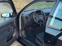 Gebraucht VW Golf IV 105 PS (77 kW) 2002 Schwarz Kleinwagen
