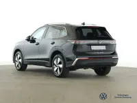 Gebraucht VW Tiguan Elegance 193 PS (141 kW) 2024 Schwarz SUV